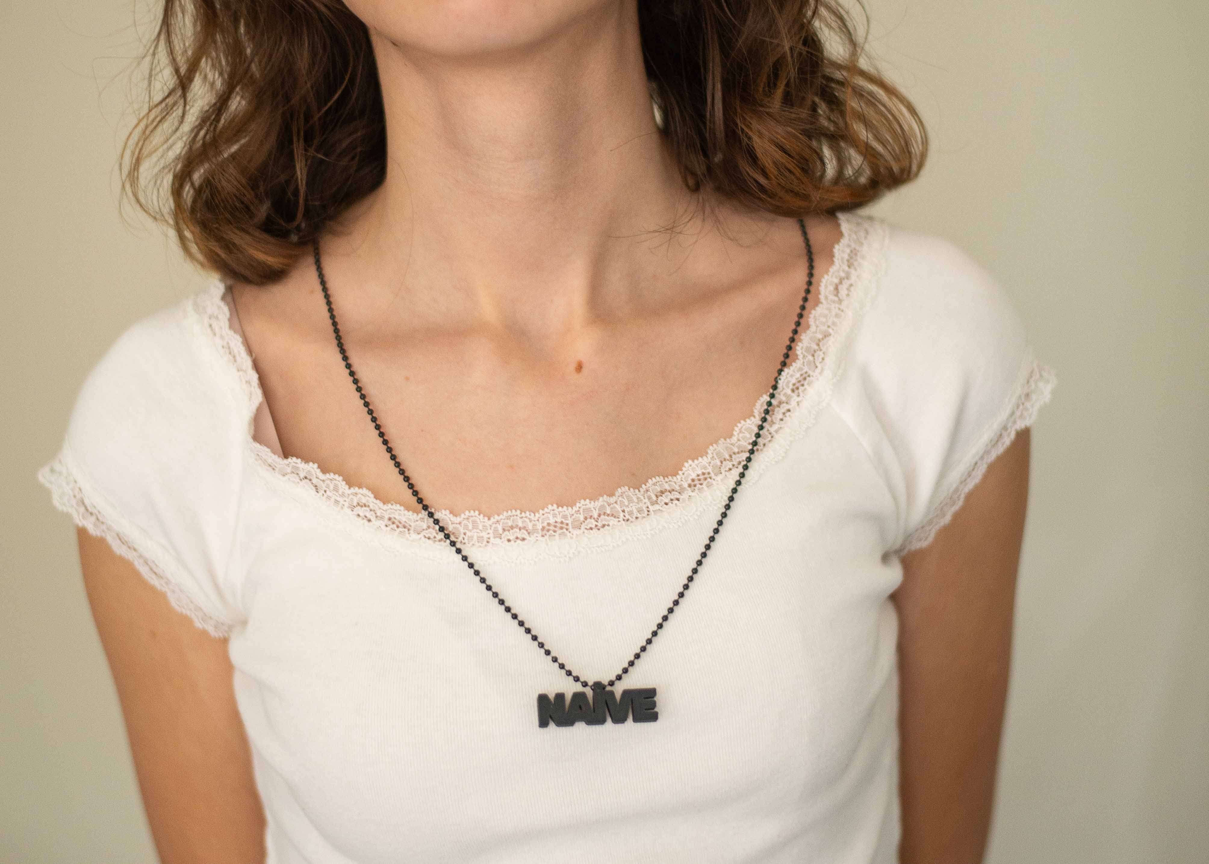 Naive pendant